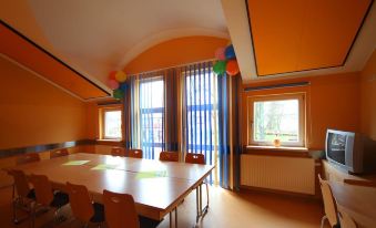 DJH Jugendherberge Waren - Müritz