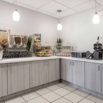 Microtel Inn & Suites by Wyndham Modesto Ceres