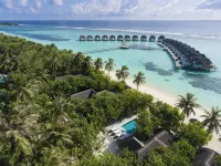 Six Senses Kanuhura Hotels in Komandoo