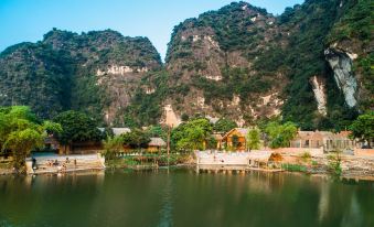 Trang An River View Homestay