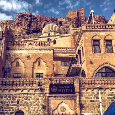 Zinciriye Hotel Отели в г. Мардин