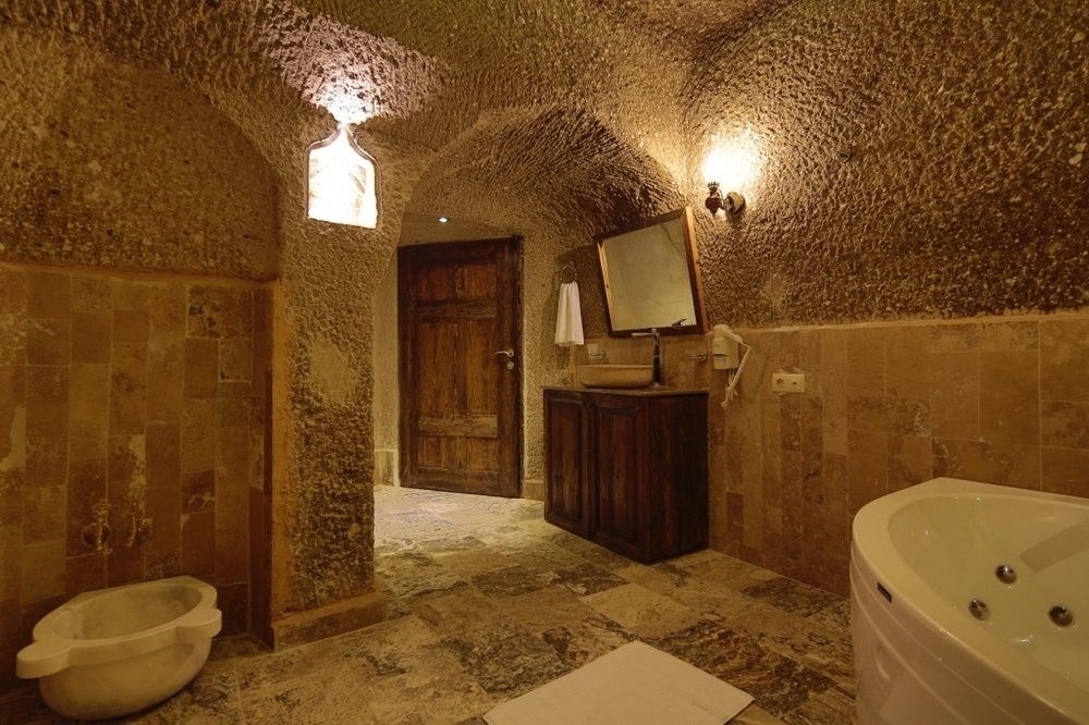 Hidden Cave Hotel