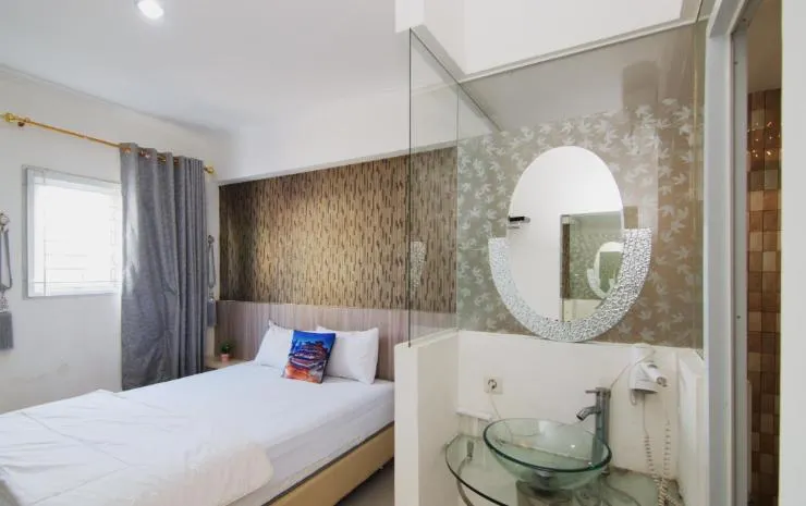 Hotel Sanrina