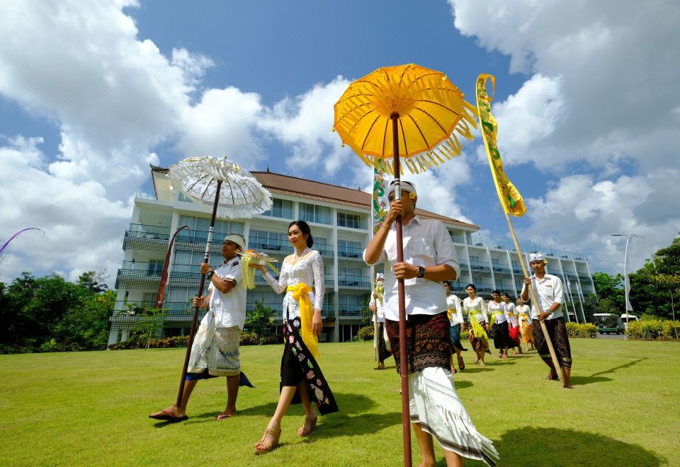 1. 더 신테사 짐바..