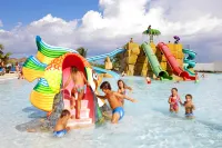 Grand Palladium Jamaica Resort & Spa All Inclusive - Beach