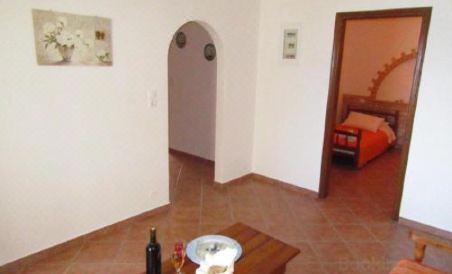 Kalotina's Apartments - Housity