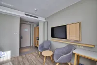 如家商旅酒店(長春凈月大學城迅馳廣場店) 鄰近吉林外國語大學的酒店