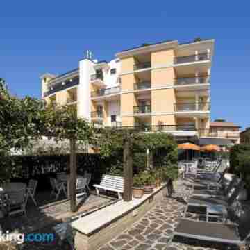 Hotel Imperial Hotel Exterior