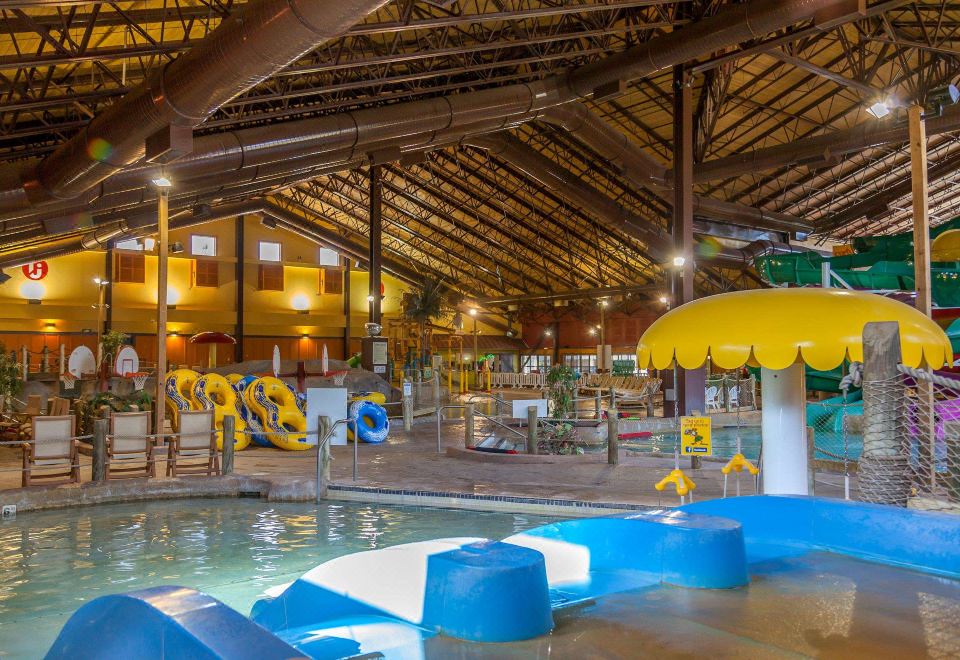 Red Jacket Mountain View and Indoor Water Park North Conway 2024