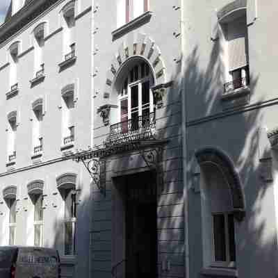 Hôtel 19'Cent Hotel Exterior