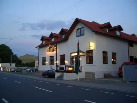 ZUR GUTEN STUBE Отели в г. Бишофсхайм