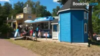 Gröna Uddens Camping Hotel di 