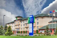 Best Western Plus West Edmonton Hotels in der Nähe von Giant Baseball Bat