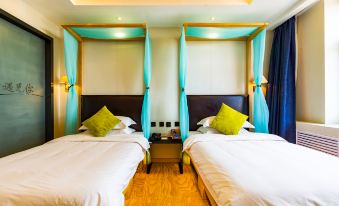 Tegarin Theme Hotel