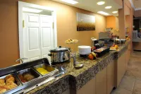 La Quinta Inn & Suites by Wyndham Springfield South - breakfast