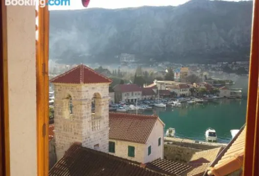 科諾一室公寓酒店