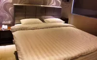 Grand Hotel Hotels in Darat Sekip