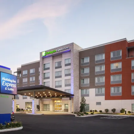 Holiday Inn Express & Suites SANDUSKY by IHG