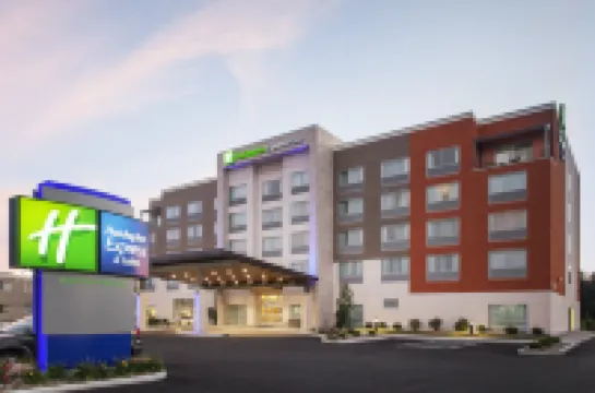 Holiday Inn Express & Suites SANDUSKY by IHG Hoteles en 