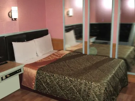 One Plus One Hotel
