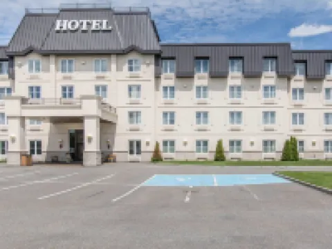 Comfort Inn & Suites レヴィのホテル