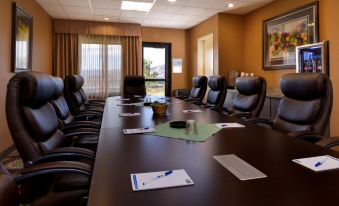 Holiday Inn Express & Suites Pocatello