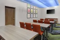 Holiday Inn Express & Suites King George - Dahlgren Hotels in Dahlgren
