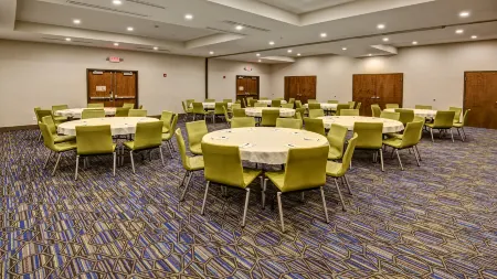 Holiday Inn Express Louisville Airport Expo Center Отели в г. Джефферсон