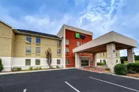 Holiday Inn Express & Suites Crossville