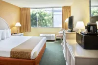 Airport Honolulu Hotel