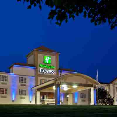 Holiday Inn Express Murrysville-Delmont Hotel Exterior