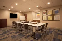 Holiday Inn Express & Suites Davis - University Area Hotels in Davis