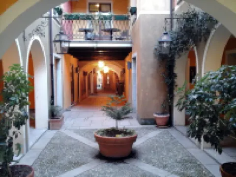Hotel la Contrada Hotel a Intra