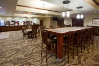 沙科皮-明尼阿波利斯西南洲際智選假日套房酒店 - 早餐