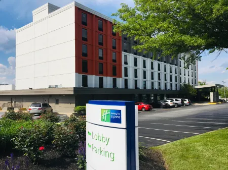Holiday Inn Express Towson- Baltimore North