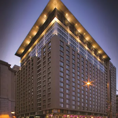Embassy Suites by Hilton Montreal Hotels near Chateau Ramezay Museum