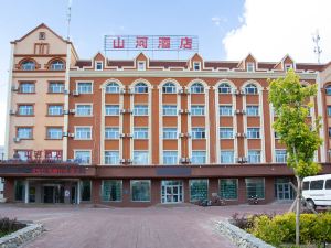 富藴山河酒店