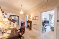 Grovefield Manor Hotels in Poole