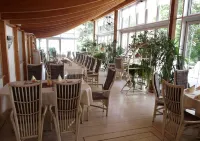 Land-Gut-Hotel Zur Lochmühle Hotels in Penig