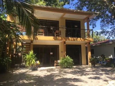 Villas Luna de Miel فنادق في Malpais