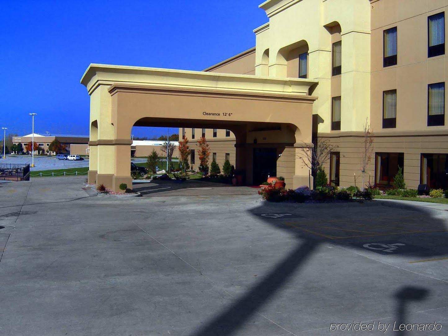 Hampton Inn Kansas City Northeast