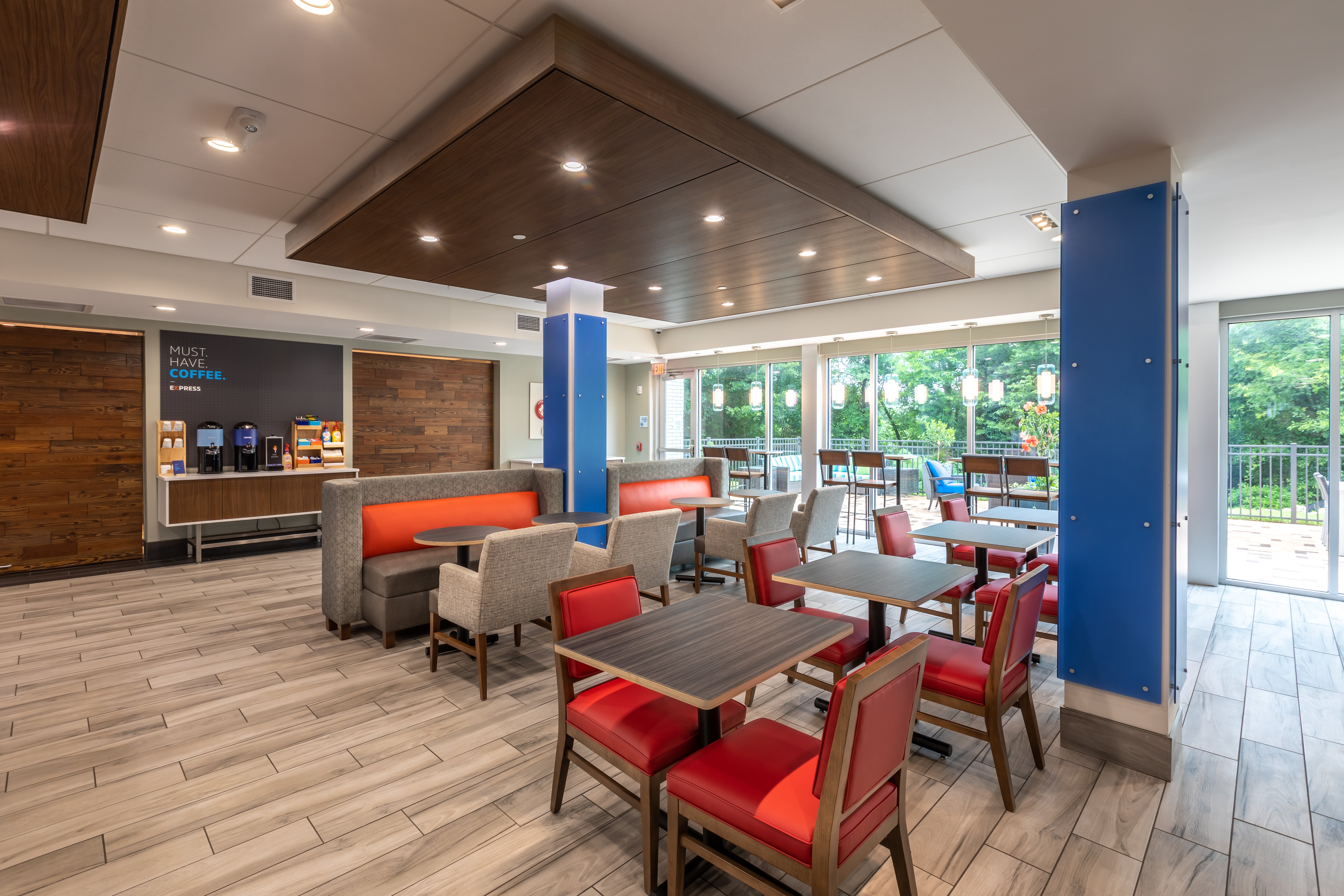 Holiday Inn Express & Suites Greenville S- Piedmont, an Ihg Hotel