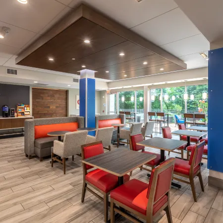 Holiday Inn Express & Suites GREENVILLE S - PIEDMONT by IHG