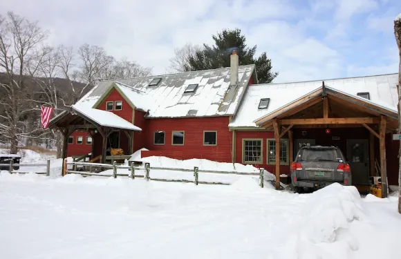雷艾温板栗園酒店