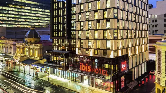 Ibis Adelaide