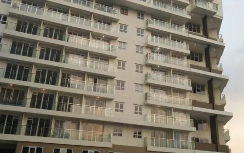 Smart Room at Gateway Pasteur Apartment