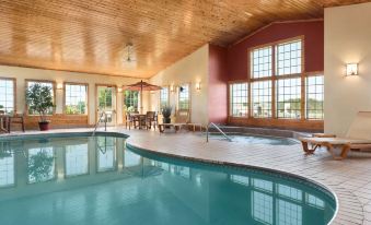 Country Inn & Suites by Radisson, Baxter, MN