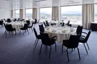 Radisson Blu Hotel, Zurich Airport - breakfast