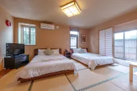 Etavia Yufuin Kinrinko Hotels in Yufu