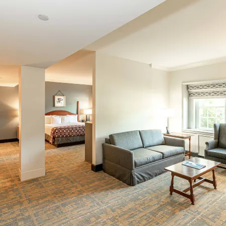 Williamsburg Lodge, Autograph Collection